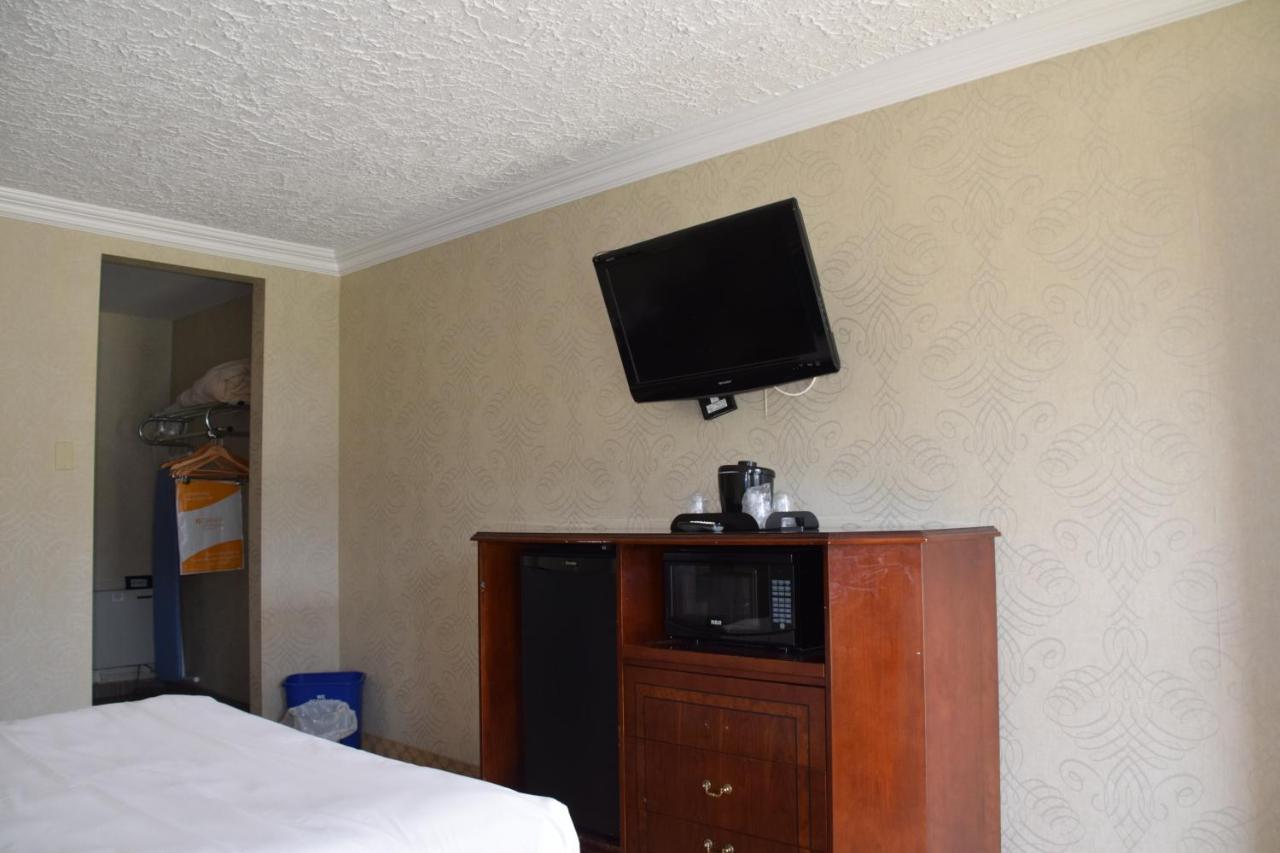 Festival Courtyard Inn Stratford Luaran gambar